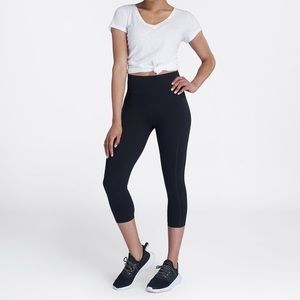 SPANX Active Cropped Leggings